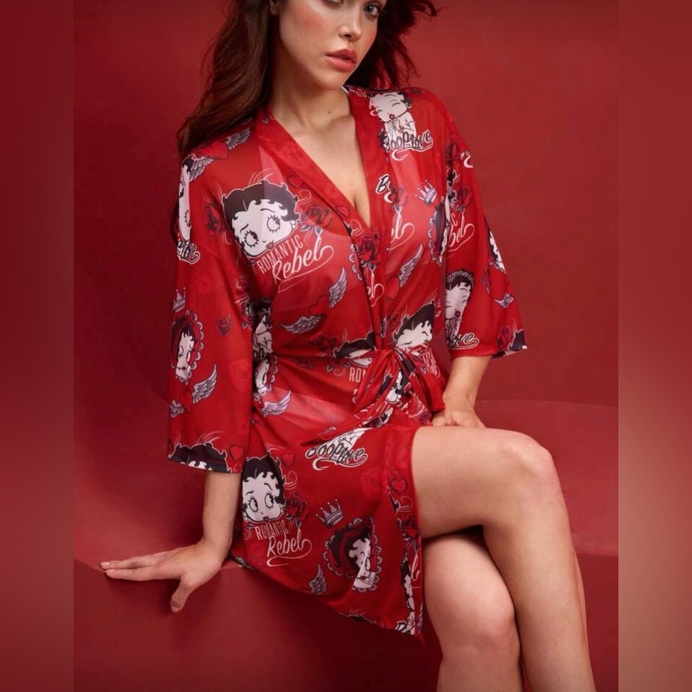 Betty Boop Romance Rebel sheer rope
